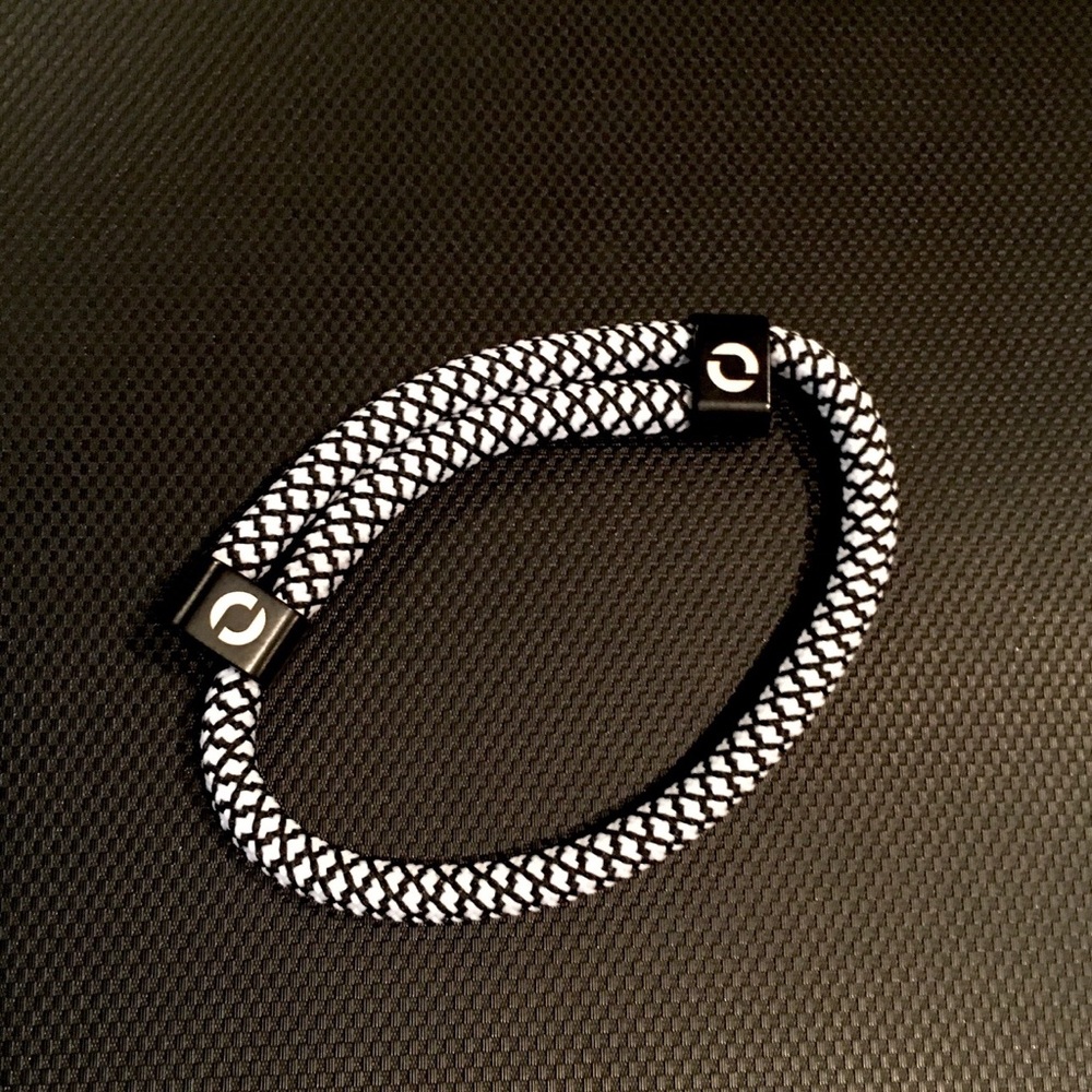 Unisex Mover bracelet “Always Move Forward”